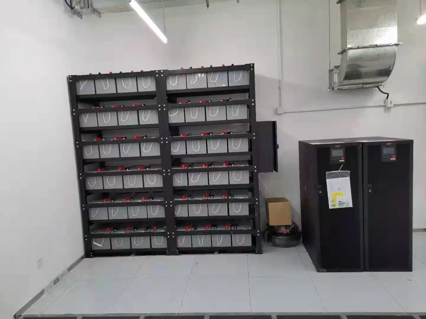 伊顿UPS安装图.jpg